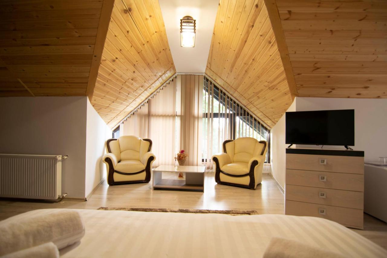 Alpina Panoramic Hotel Moisei Ngoại thất bức ảnh